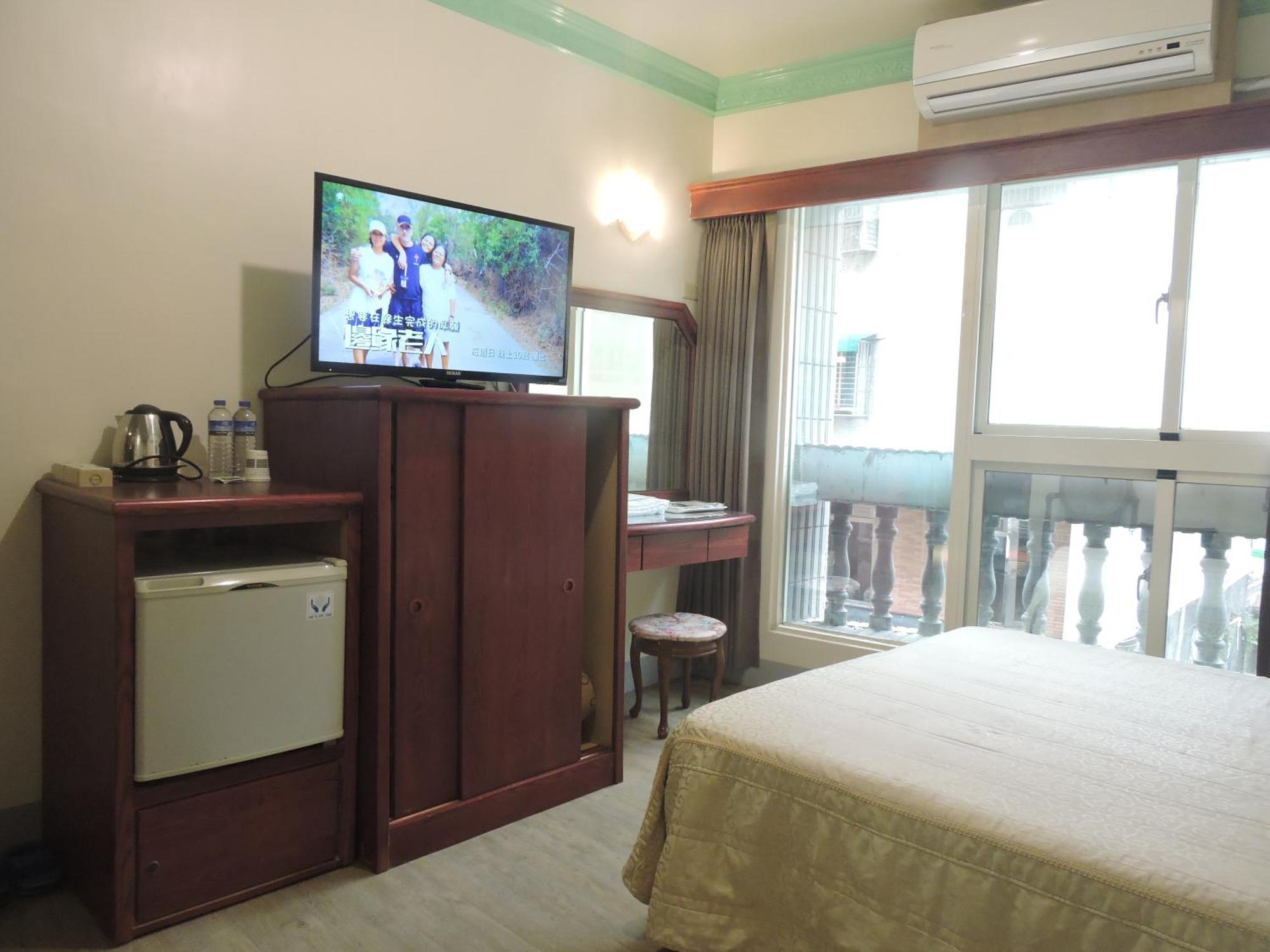 Longchi Hot-Spring Hotel Jiaoxi Esterno foto